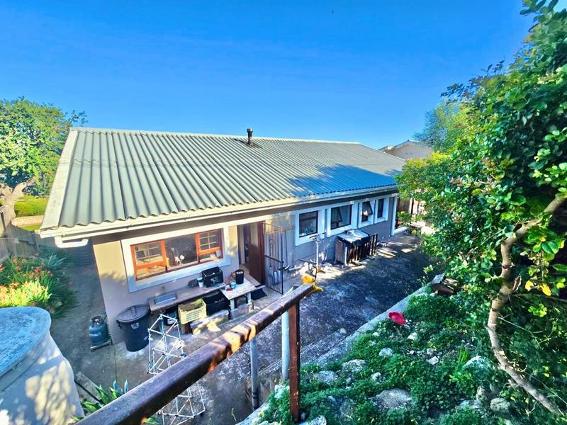 4 Bedroom Property for Sale in Stilbaai East Western Cape